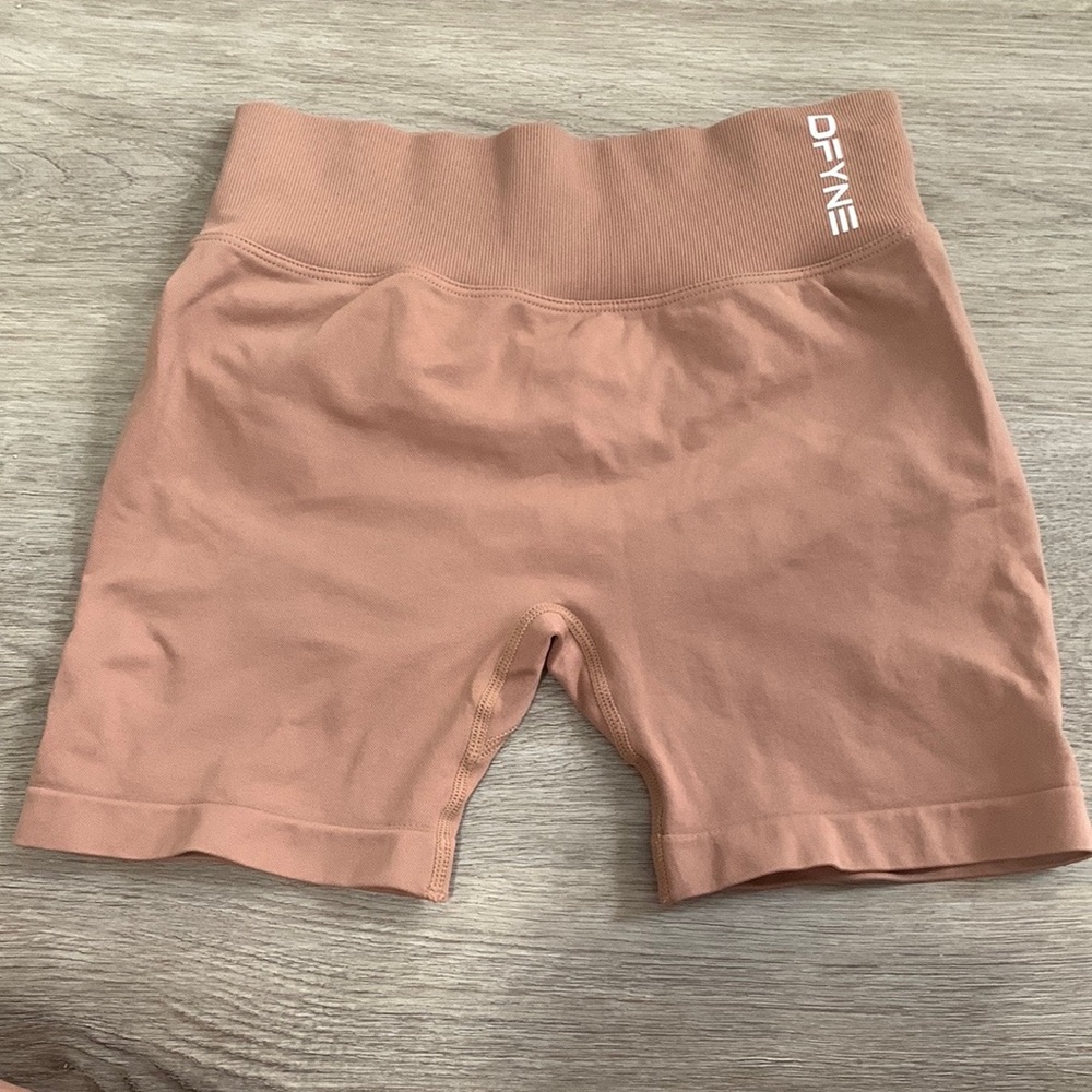 DFYNE Dynamic Shorts